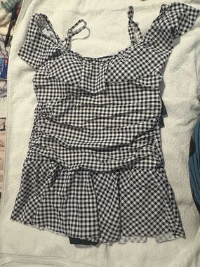 Simply Slim Black & White Gingham Ruffle One-Piece Swimsuit